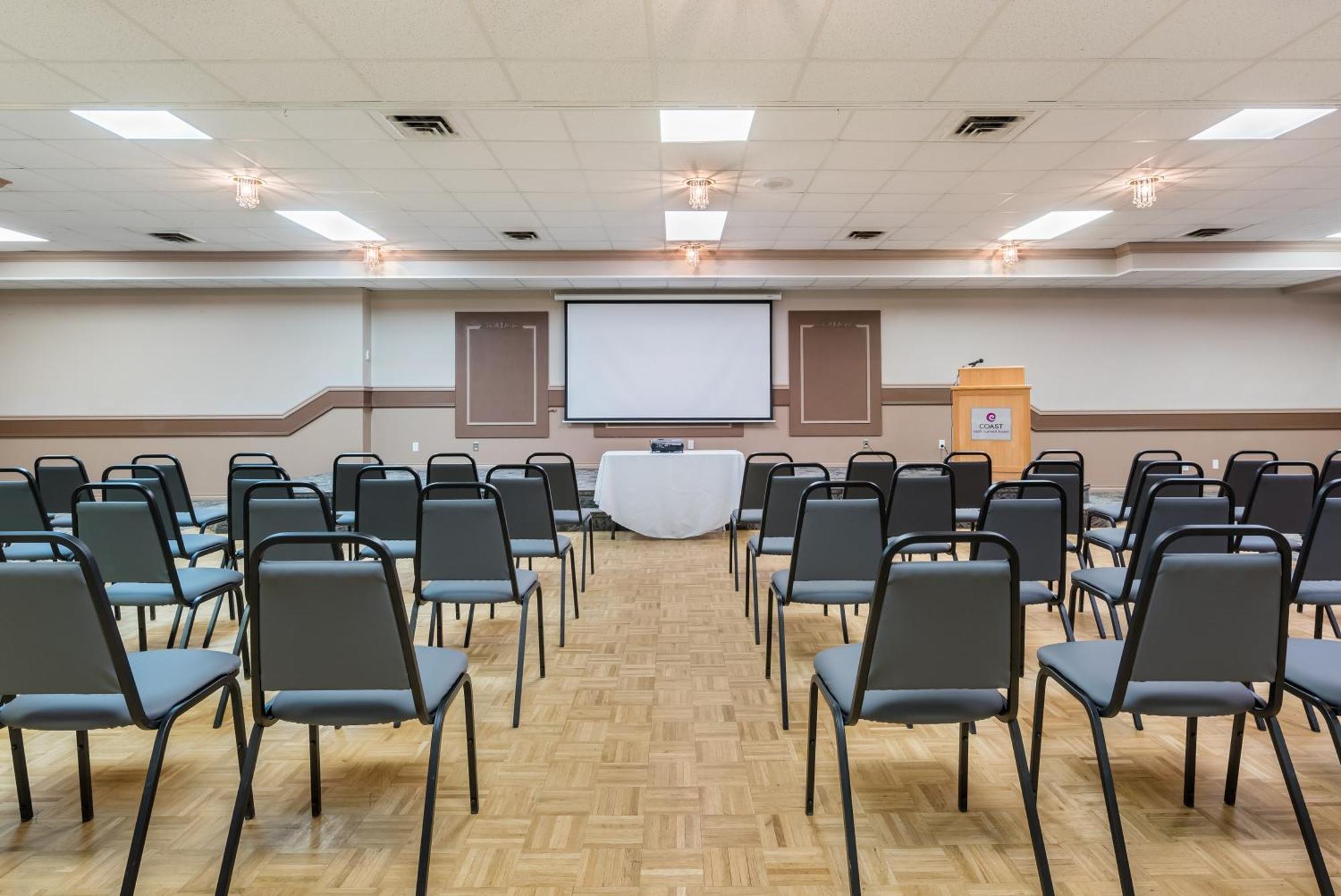 Coast Swift Current Hotel Esterno foto