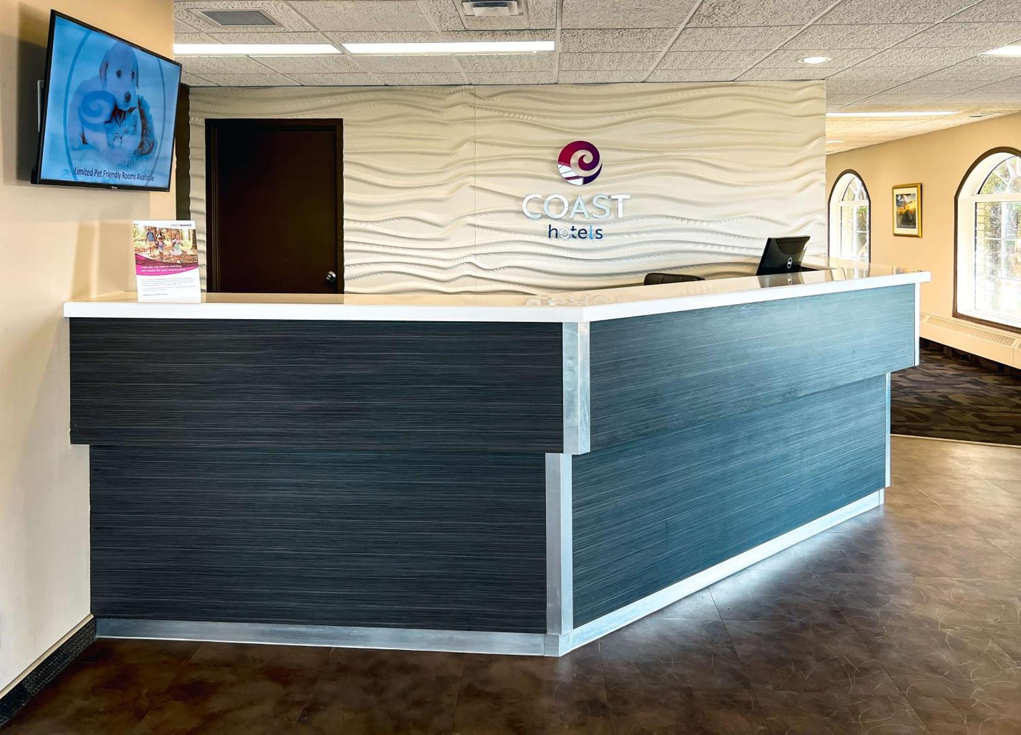 Coast Swift Current Hotel Esterno foto